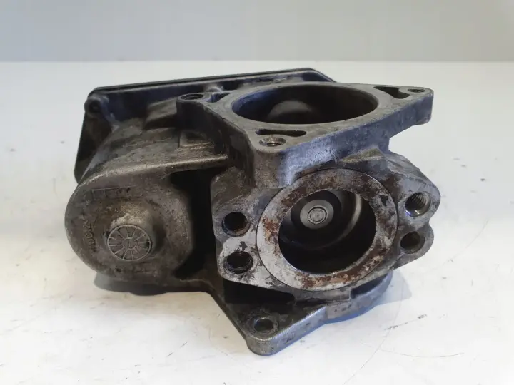 VW Passat B6 2.0 TDI ZAWÓR EGR 03G131501
