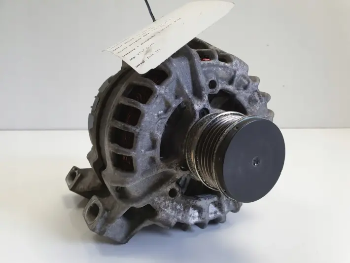 Volvo V70 III XC70 II 2.4 D5 ALTERNATOR 31419556