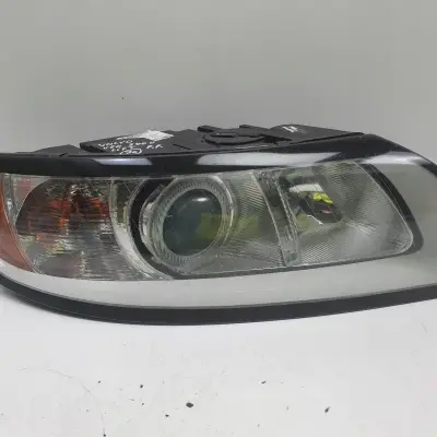 Volvo S40 II V50 LIFT PRZEDNIA LAMPA PRAWA prawy przód 0301237202 31265695