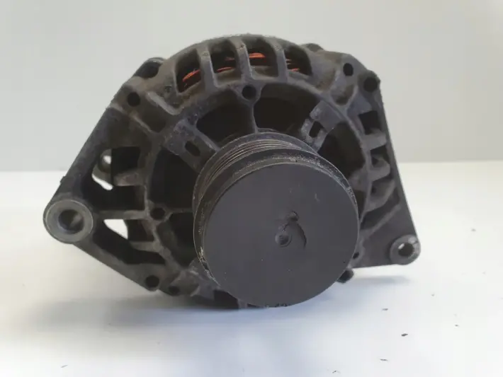 Renault Laguna I 1.9 DTI ALTERNATOR 8200054588 valeo 120A