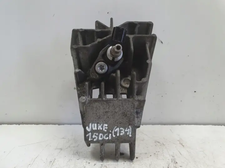 Nissan Juke 1.5 DCI ŁAPA UCHWYT wtrysk DPF 8200771226