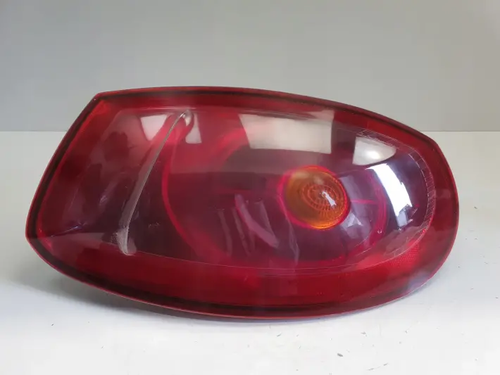 Fiat Bravo II TYLNA LAMPA LEWA lewy tył kierowcy
