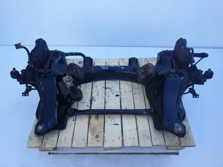 Toyota Supra 3.0 PRZEDNIE SANKI BELKA POD SILNIK