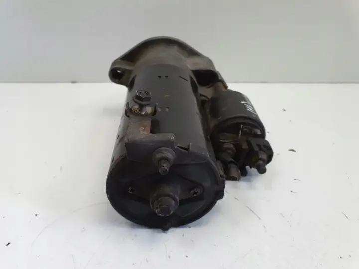 VW A4 B6 1.9 TDI ROZRUSZNIK bosch 068911024G 0001110128