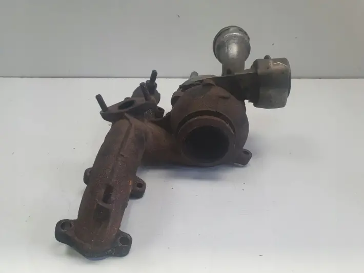 VW Golf V 1.9 TDI TURBOSPRĘŻARKA turbo 038253014G