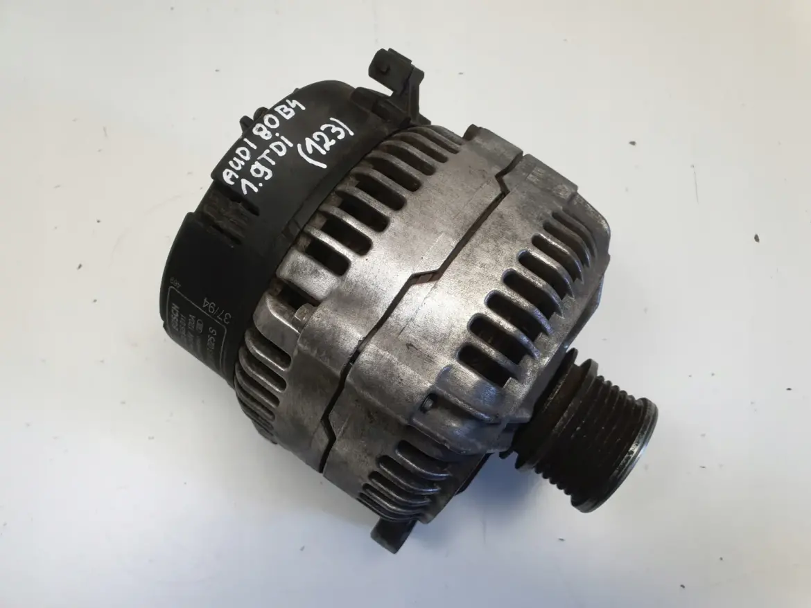 Audi 80 B4 1.9 TDI ALTERNATOR bosch 0123505011 120A