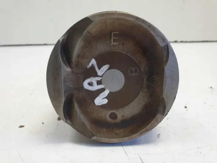 Toyota RAV4 II 2.0 VVTI TŁOK KORBOWÓD 1AZ