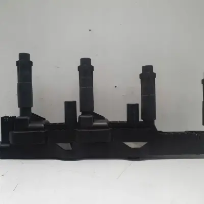 Mercedes W168 1.6 8V CEWKA ZAPŁONOWA NGK U6006