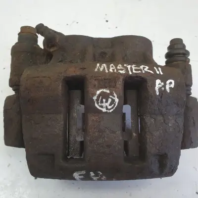 Renault Master II PRZEDNI ZACISK HAMULCOWY prawy przód PASAŻERA