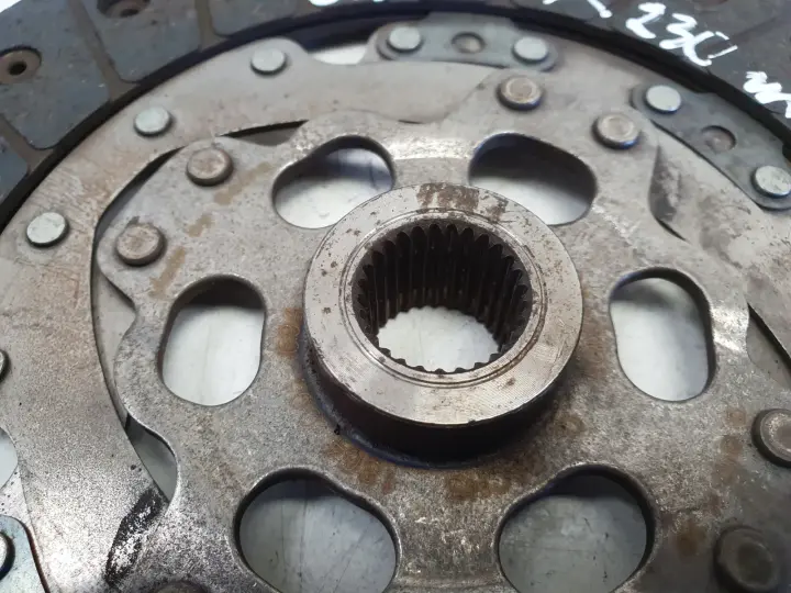 VW Golf V 1.9 TDI TARCZA DOCISK sprzęgło