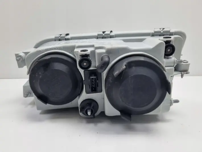 Volvo S40 II V40 LIFT PRZEDNIA LAMPA PRAWA PRAWY PRZÓD nowa europa CIEMNA