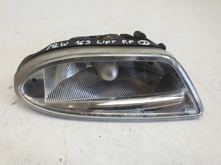 Mercedes ML W163 lift PRZEDNI HALOGEN prawy przód