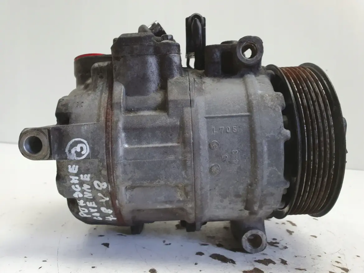Porsche Cayenne S II 4.8 V8 SPRĘŻARKA KLIMATYZACJI pompa 7P5820803B