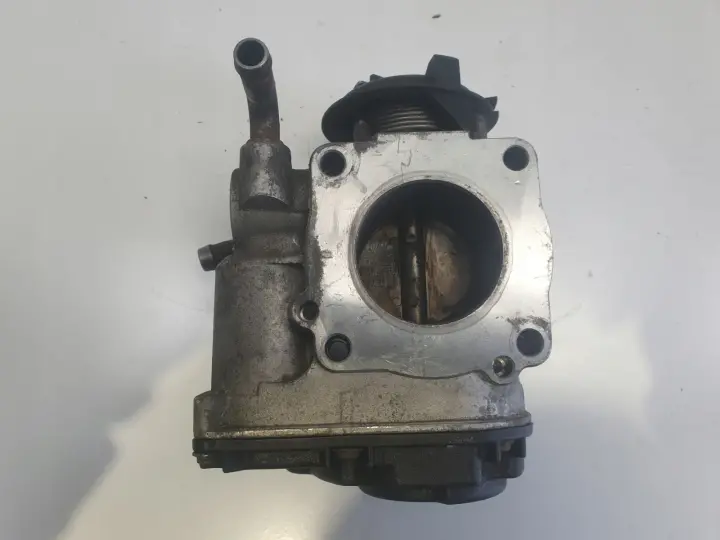 Daewoo Lanos 1.6 16V PRZEPUSTNICA
