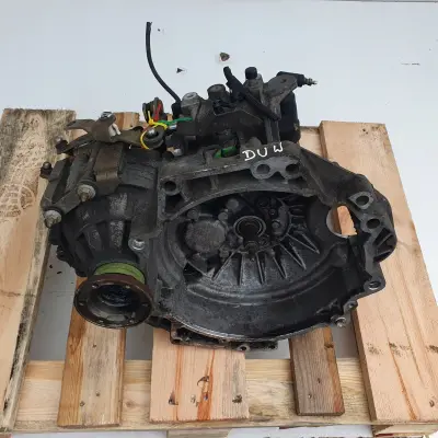 VW Bora 1.6 16V SKRZYNIA BIEGÓW DUW manualna MANUAL