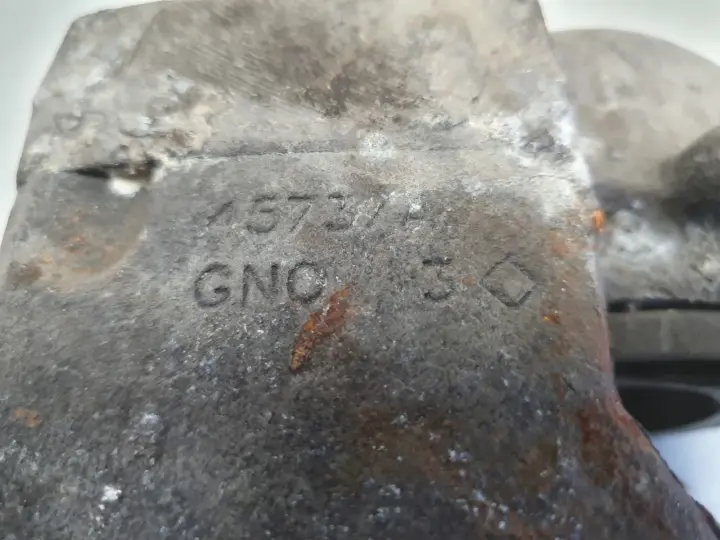 Audi A6 C7 PRZEDNI ZACISK HAMULCOWY lewy przód kierowcy