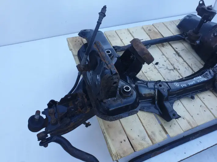 Toyota Supra 3.0 PRZEDNIE SANKI BELKA POD SILNIK