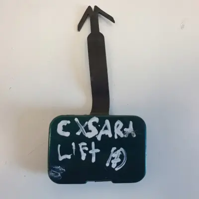 Citroen Xsara Picasso lift ZAŚLEPKA ZDERZAKA haka