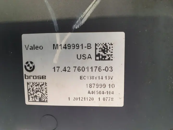 7b03731bb2929b2e68508e39962070c4