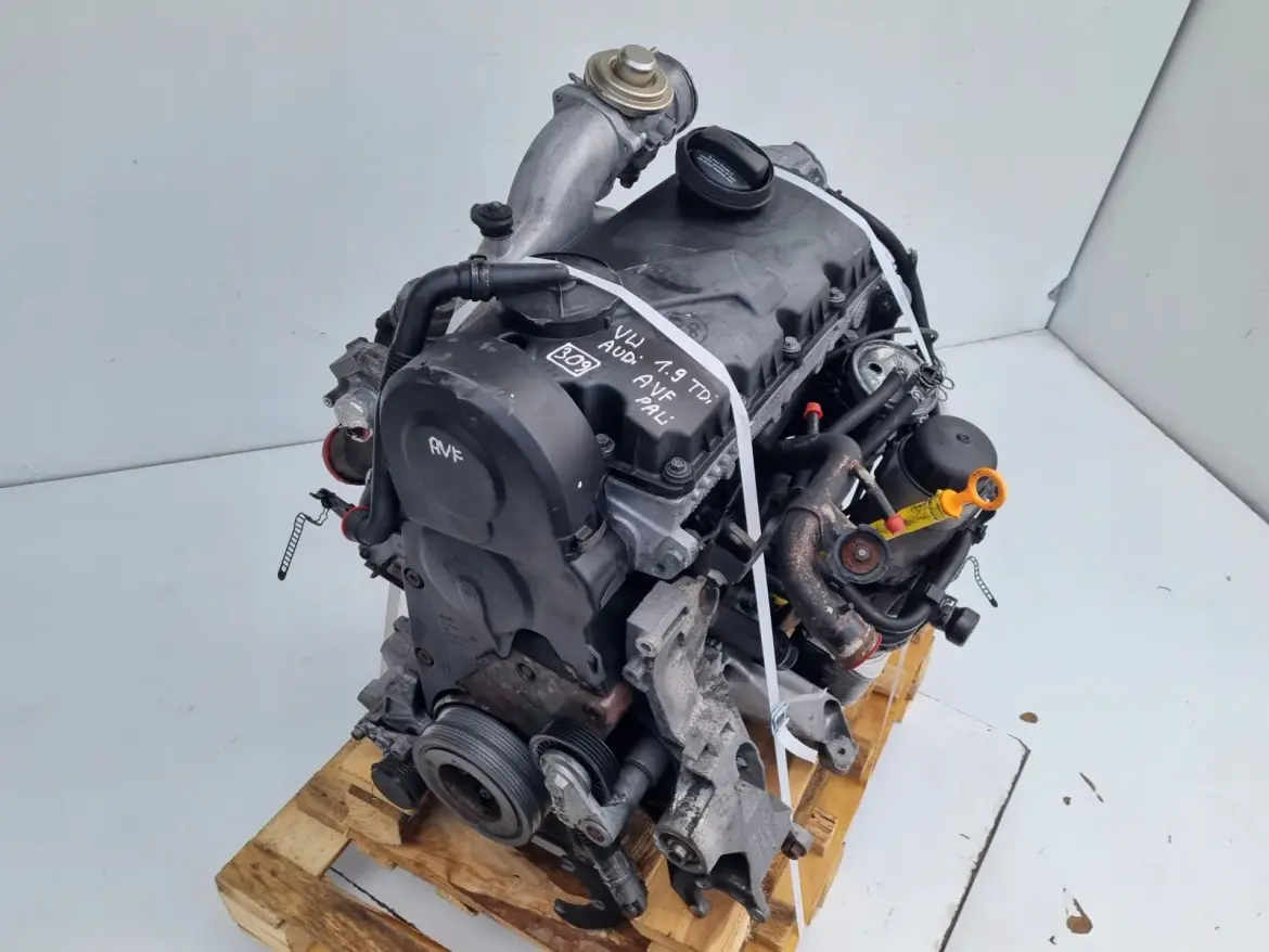 SILNIK KOMPLET Audi A6 C5 1.9 TDI 130KM AVF