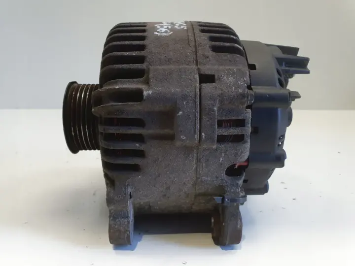 Audi A6 C6 3.0 TDI ALTERNATOR 059903015R valeo 180A