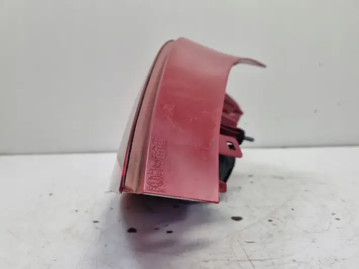 Peugeot 207 06-12r TYLNA LAMPA LEWA lewy tył kierowcy 968656608000