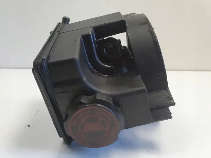 Peugeot 206 1.4 HDI POMPA WSPOMAGANIA 9638364580