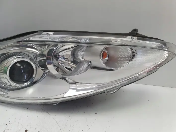 Ford Fiesta MK6 MK7 08-12r PRZEDNIA LAMPA PRAWA PRAWY PRZÓD 8A61-13W029-DG