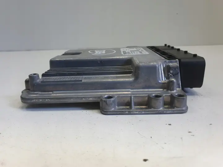 Volvo V40 CROSS COUNTRY 1.5 T3 STEROWNIK SILNIKA komputer 32255068