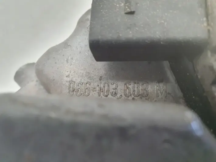 VW Golf IV 2.3 V5 MISKA OLEJOWA oleju 066103603M