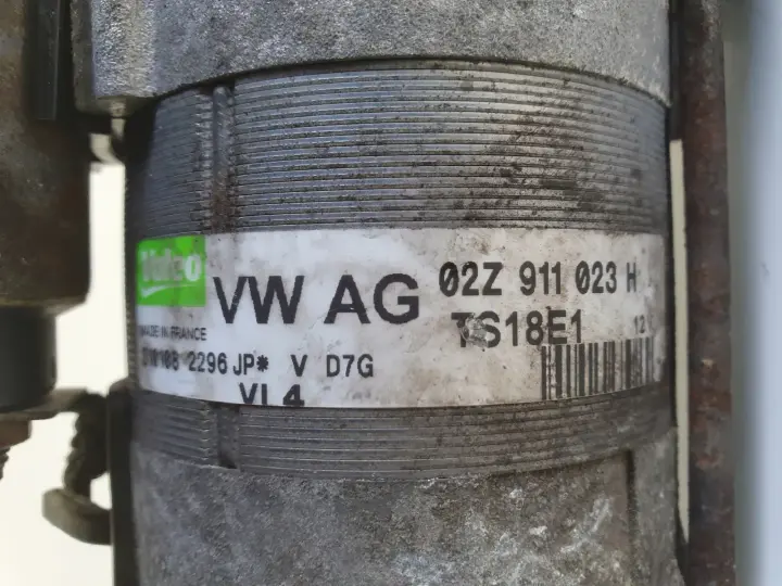 VW Golf V 1.9 TDI ROZRUSZNIK valeo 02Z911023H