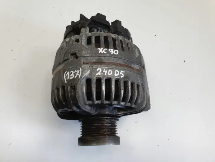 Volvo XC90 2.4 D5 ALTERNATOR 30667787