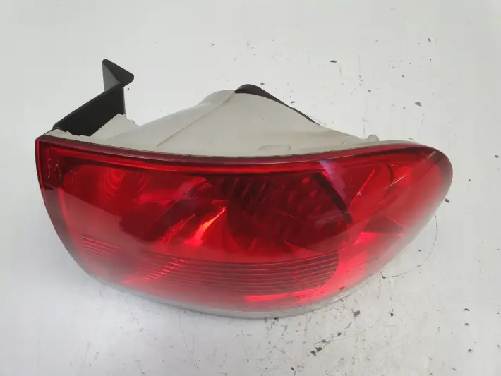 Vw Touareg I 02-06 TYLNA LAMPA PRAWA prawy tył pasażera 7L6945258