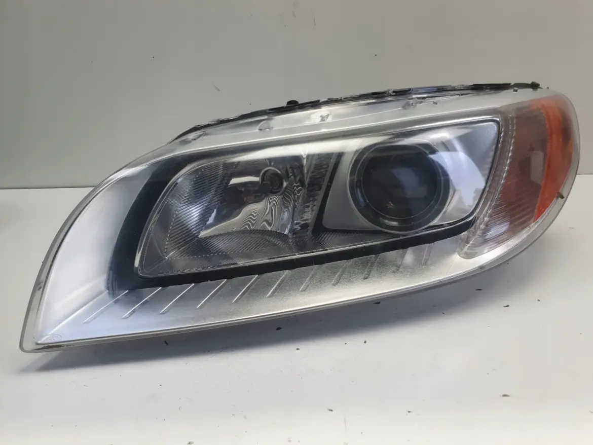 Volvo S80 II V70 III XENON KOMPLET PRZEDNIA LAMPA LEWA lewy przód 31214347