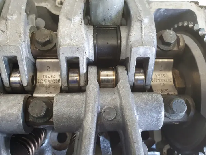 Mini Cooper R50 R53 1.6 16V GŁOWICA CYLINDRÓW 04777751AB