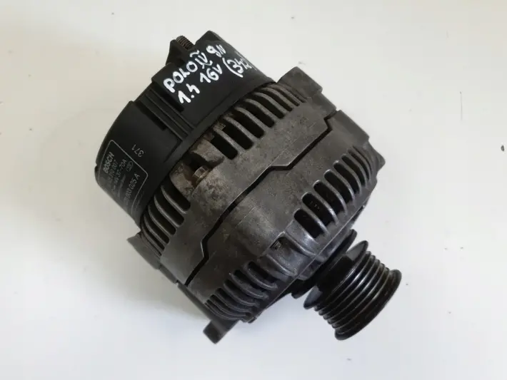 Audi 80 B4 1.9 TDI ALTERNATOR bosch 028903025A 0123310007 70A