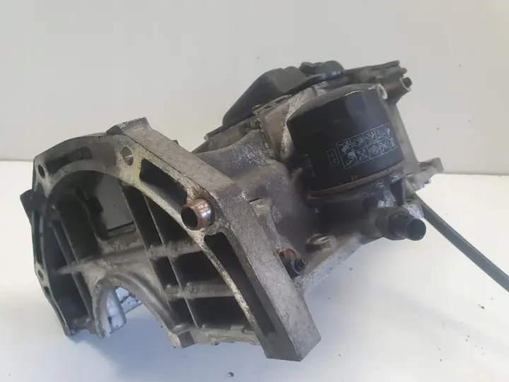 Hyundai i30 1.4 1.6 16V MISKA OLEJOWA oleju 21135-2B000