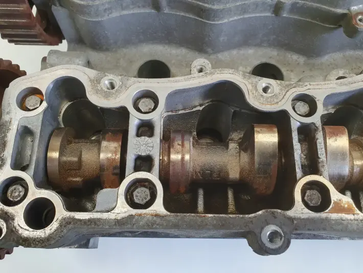 Peugeot 307 1.6 16V GŁOWICA CYLINDRÓW 9636076010