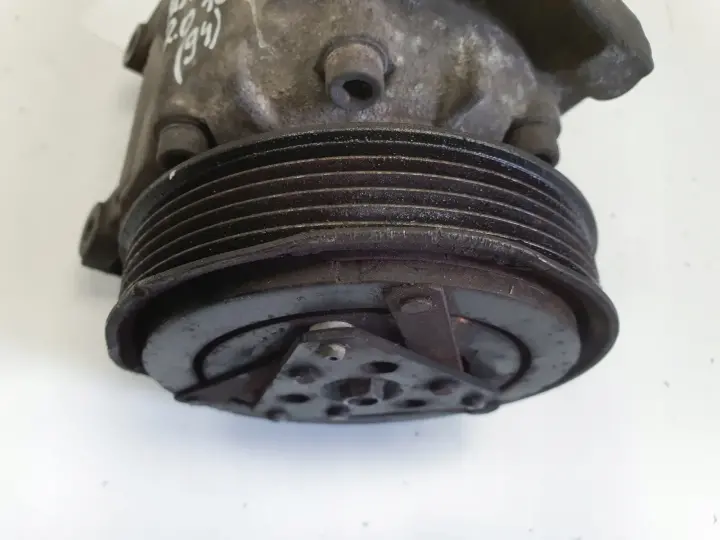 Nissan Primera P12 2.0 16V SPRĘŻARKA KLIMATYZACJI 92600-AU000