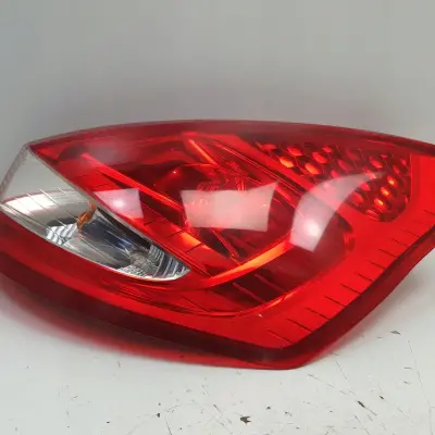 Ford Fiesta MK6 VI MK7 VII 08-12r TYLNA LAMPA PRAWA prawy tył pasażera