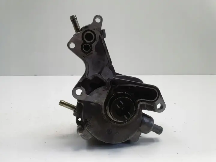 Audi A6 C5 VW Passat B5 1.9 TDI POMPA VACUM wakum 038145209A