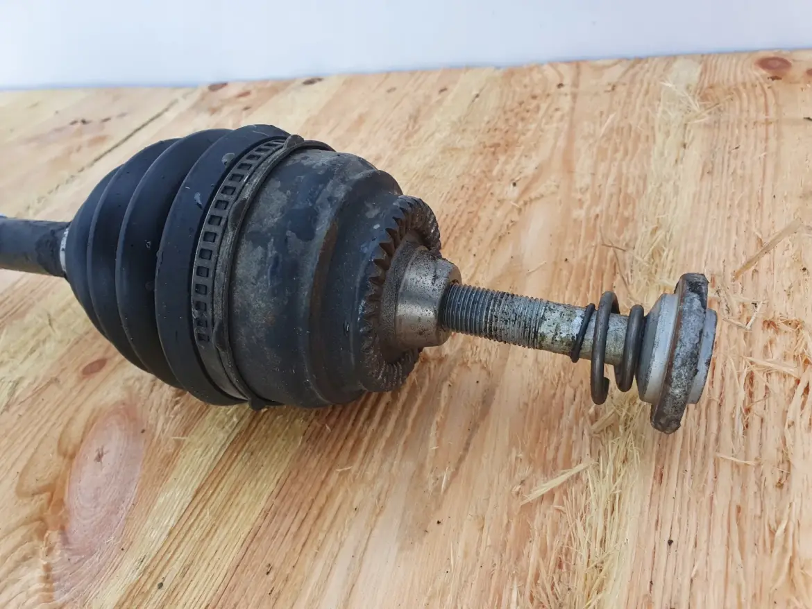 BMW F01 F02 750i Xdrive PRZEDNIA PRAWA PÓŁOŚ Przód