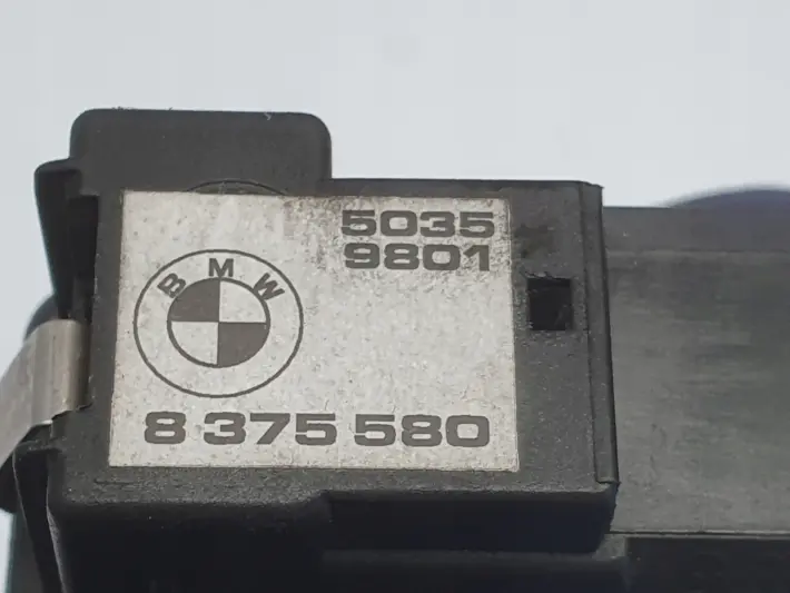 BMW E61 E65 E66 X5 PRZYCISK KLAPY BAGAŻNIKA przełącznik 8375580