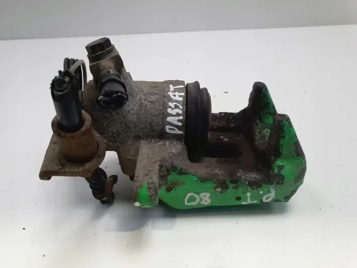 Vw Passat B5 Audi A4 B5 ZACISK HAMULCOWY Prawy tył pasażera