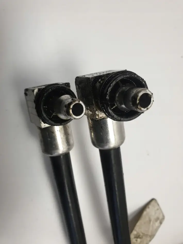 Challenger 3.6 V6 PRZEWÓD SRZYNI BIEGÓW 52014762AA