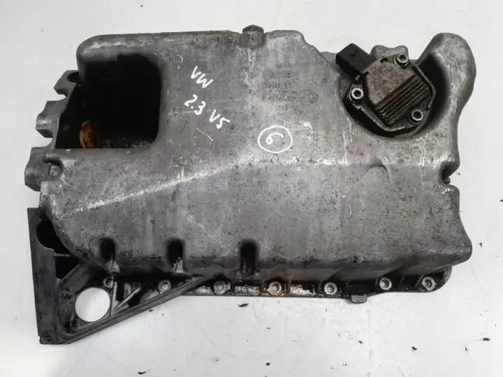 VW Golf IV 2.3 V5 MISKA OLEJOWA oleju 066103603M