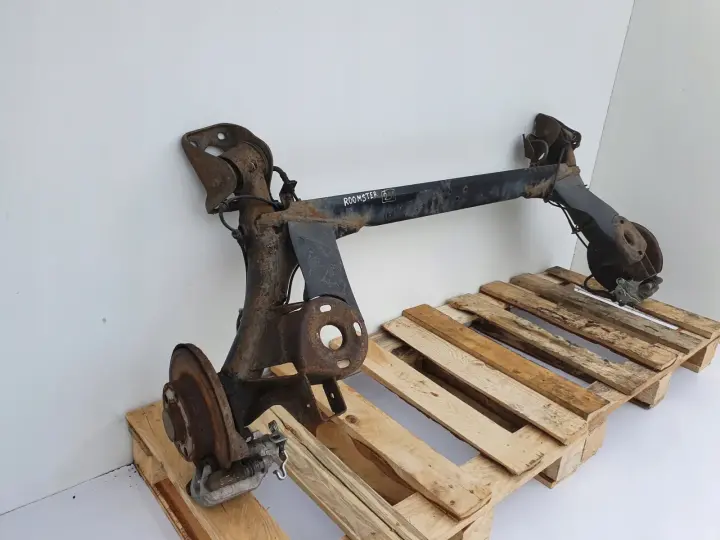 Skoda Roomster TYLNA BELKA ZAWIESZENIA TYŁ OŚ