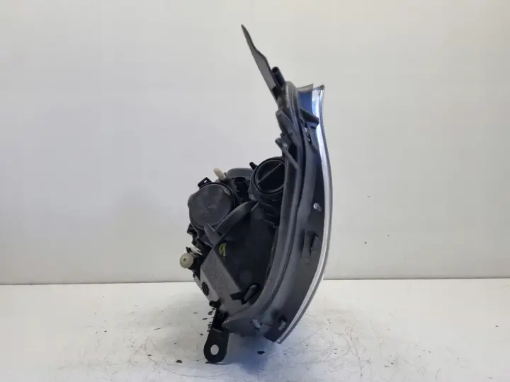 Renault Clio IV 12-16r PRZEDNIA LAMPA PRAWA PRAWY PRZÓD europa 010330748