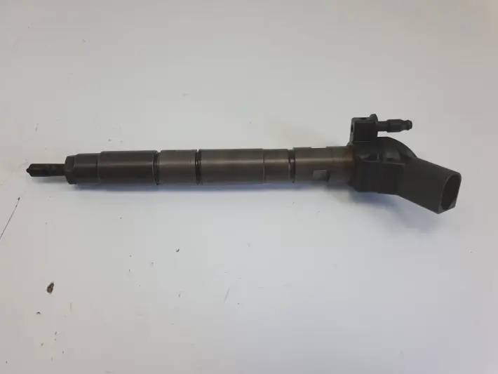 Audi A6 C6 2.7 TDI WTRYSKIWACZ wtrysk 0445115039