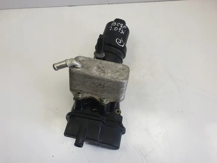 Audi A3 8P II 2.0 FSI OBUDOWA FILTRA OLEJU 06D115397G